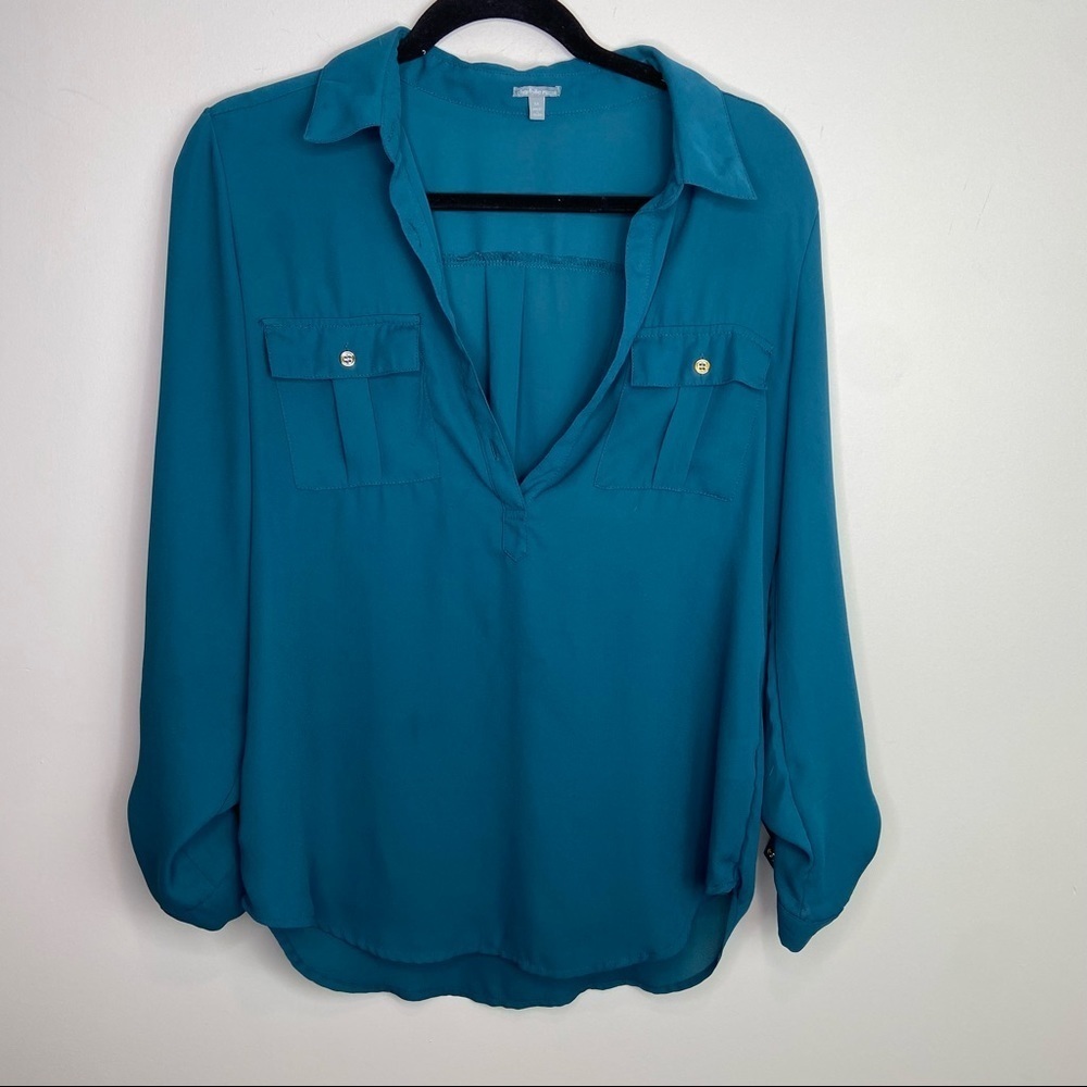 Green womens‎ blouse size medium